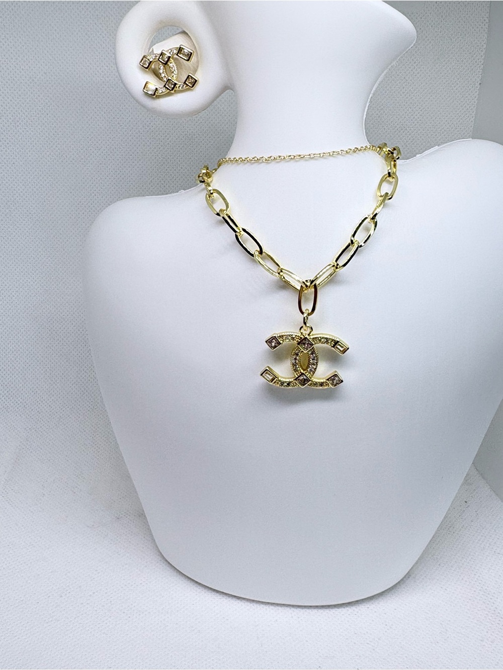 Gold-Tone Interlocking CC Logo Necklace and Earrings Set